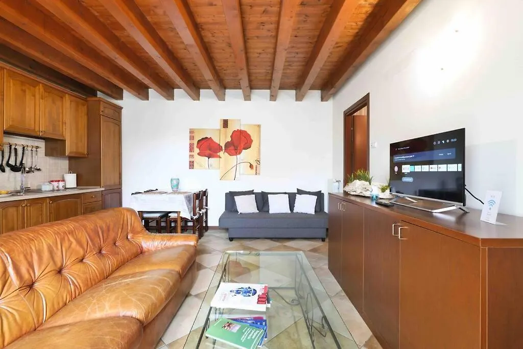 Borgo Di Terzo Bifocale In Centro Storico Check In 24H Fast Wi-Fi Bus 500M Apartment