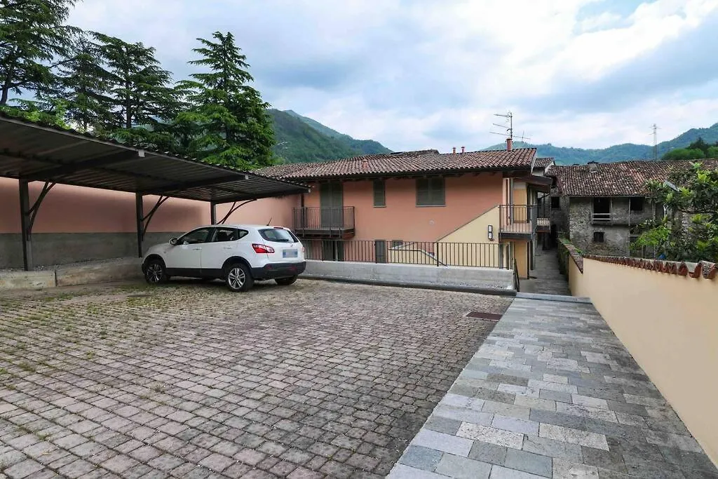 Borgo Di Terzo Bifocale In Centro Storico Check In 24H Fast Wi-Fi Bus 500M Apartment Italy