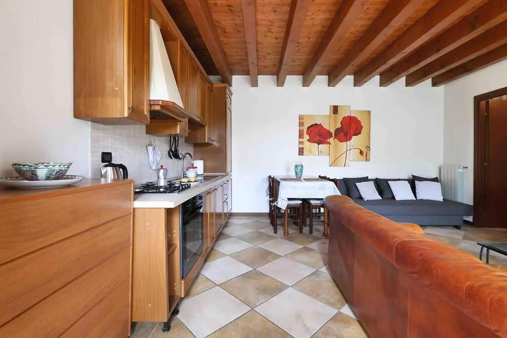 Borgo Di Terzo Bifocale In Centro Storico Check In 24H Fast Wi-Fi Bus 500M Apartment