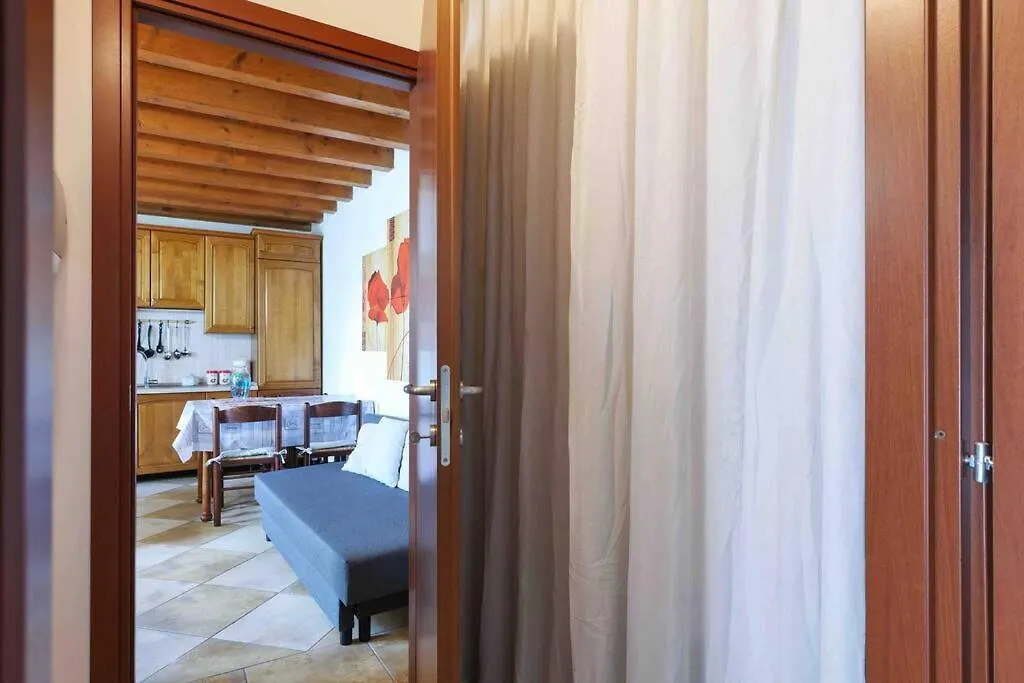 Borgo Di Terzo Bifocale In Centro Storico Check In 24H Fast Wi-Fi Bus 500M Apartment