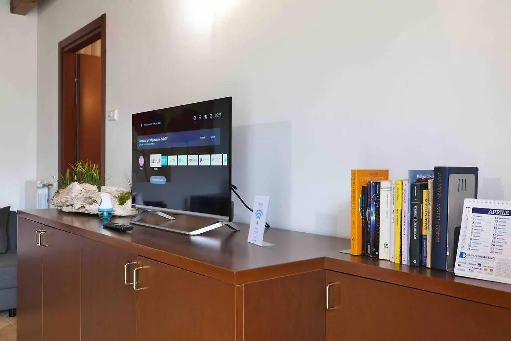 Borgo Di Terzo Bifocale In Centro Storico Check In 24H Fast Wi-Fi Bus 500M Apartment  Borgo di Terzo