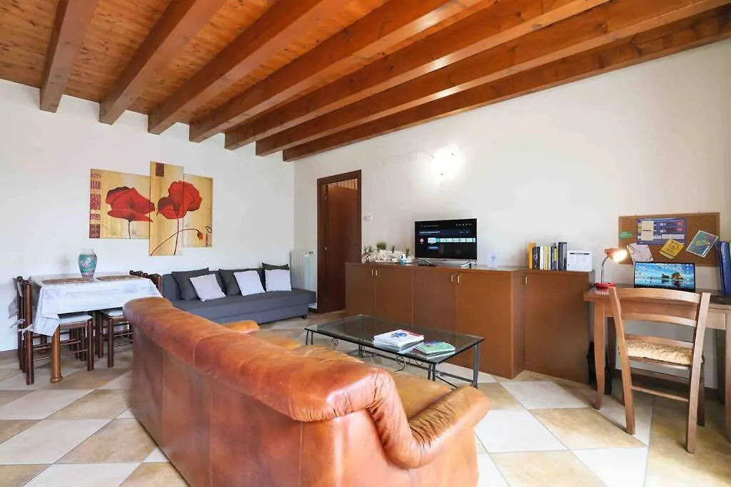 Borgo Di Terzo Bifocale In Centro Storico Check In 24H Fast Wi-Fi Bus 500M Apartment