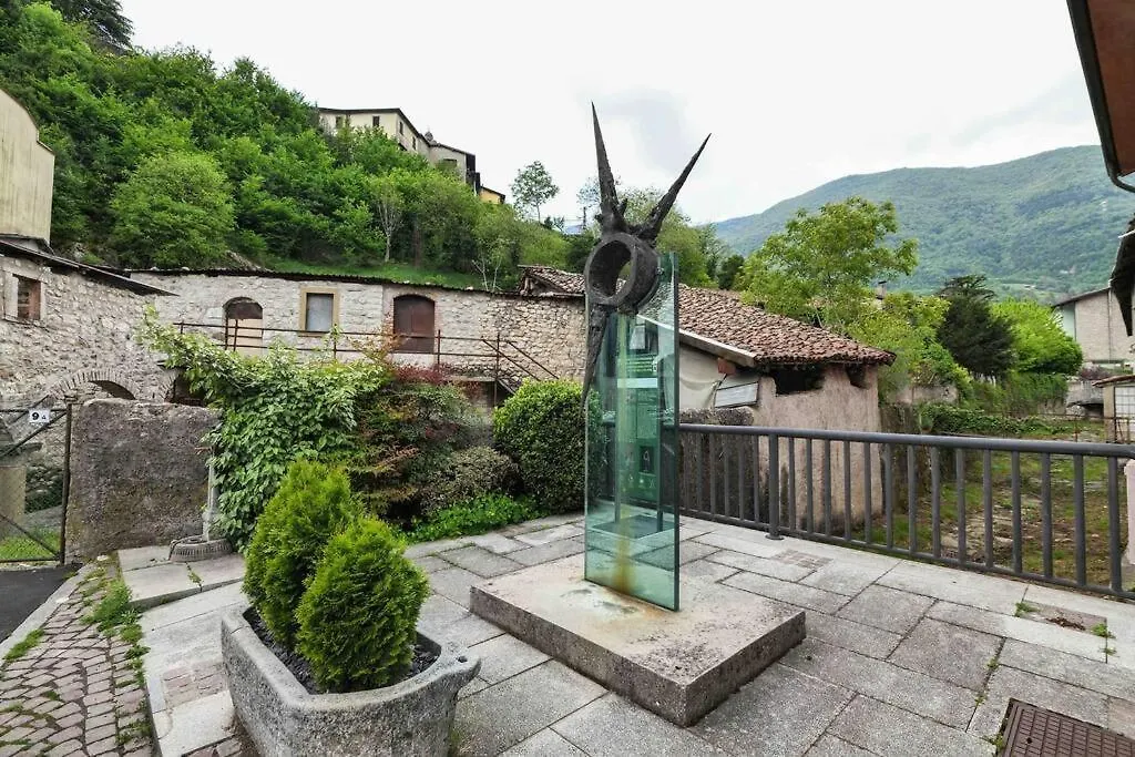Borgo Di Terzo Bifocale In Centro Storico Check In 24H Fast Wi-Fi Bus 500M Apartment